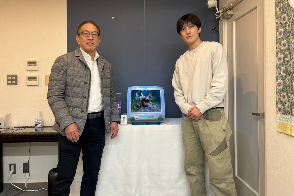 株式会社レップ様のmacの中に自然・風刺のアートを表現させていただきました。